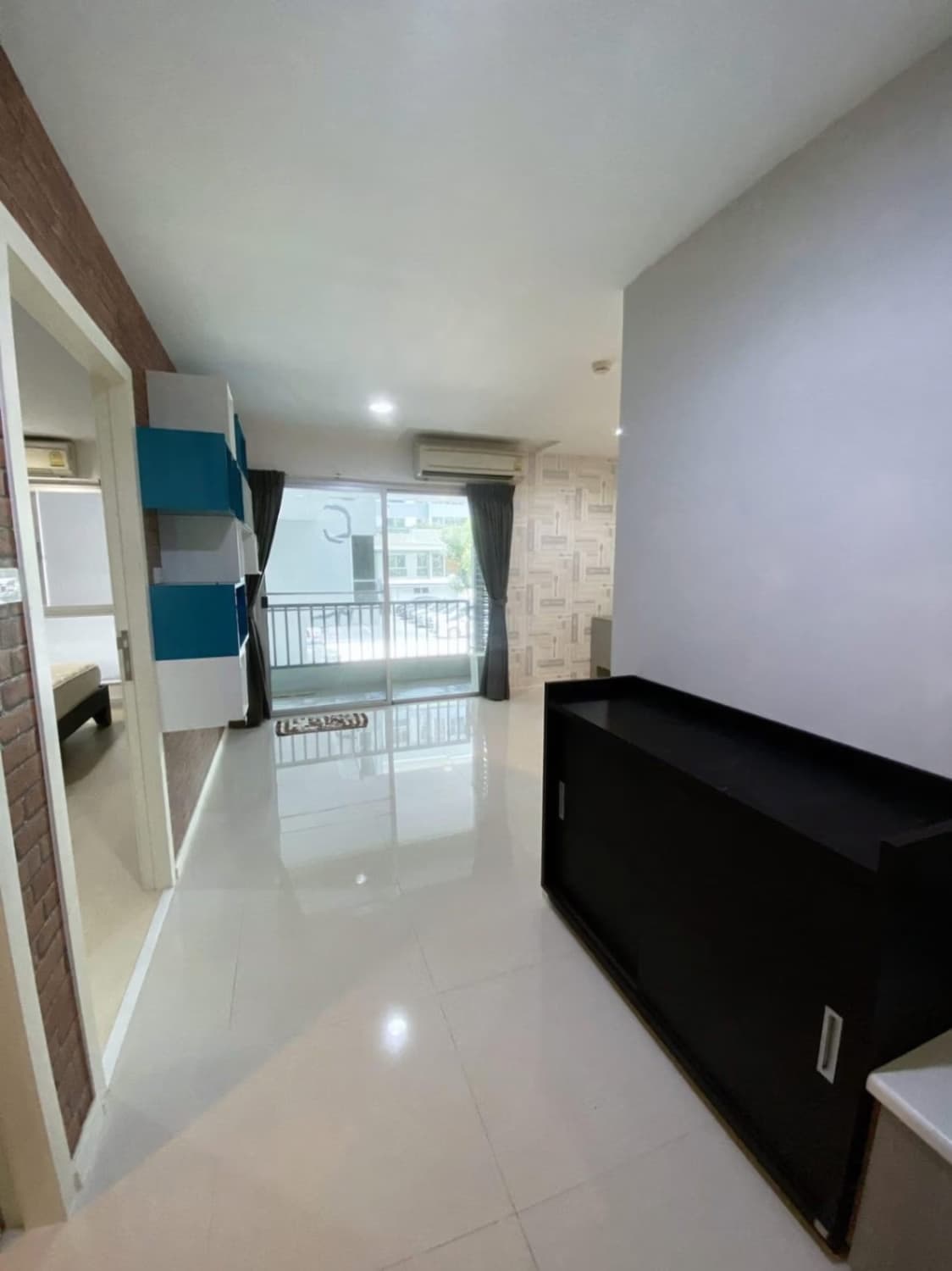 2 Bed Condo for Sale in Phra Khanong - Image 1