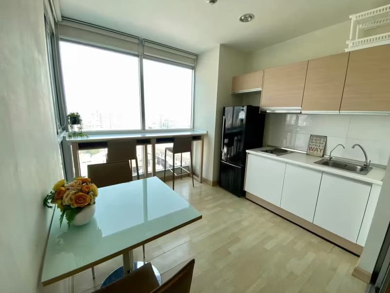 1 Bedroom Condo
