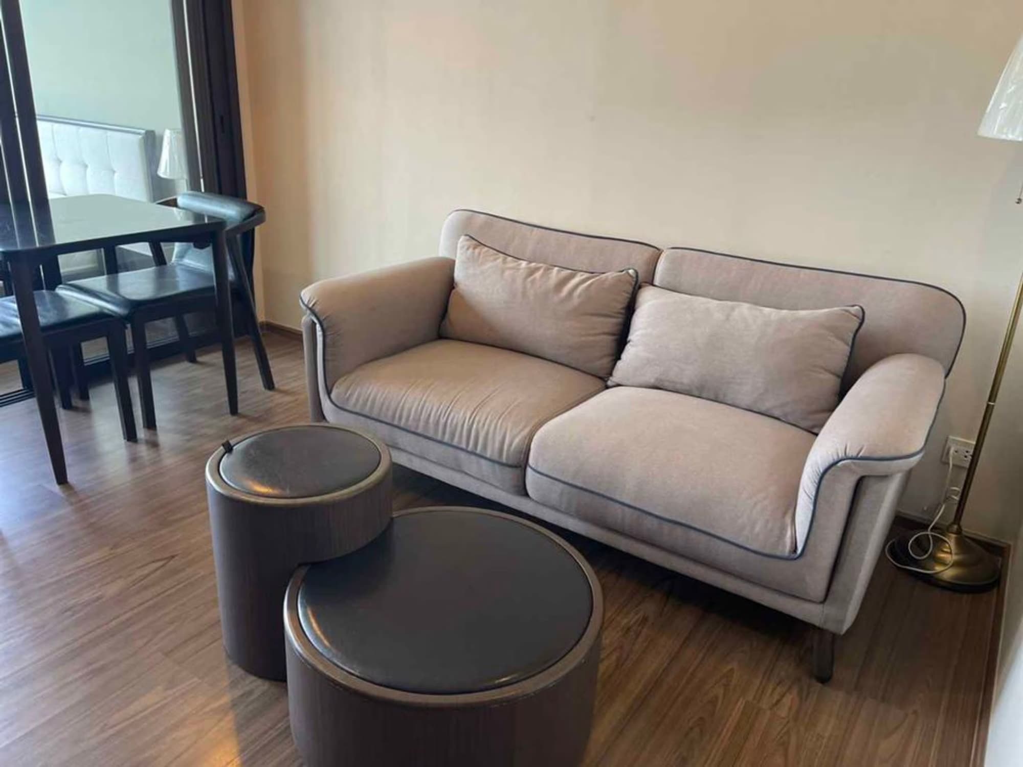 1 ห้องนอน Condo สำหรับ จำหน่าย ใกล้ Phra Khanong BTS - Image 4