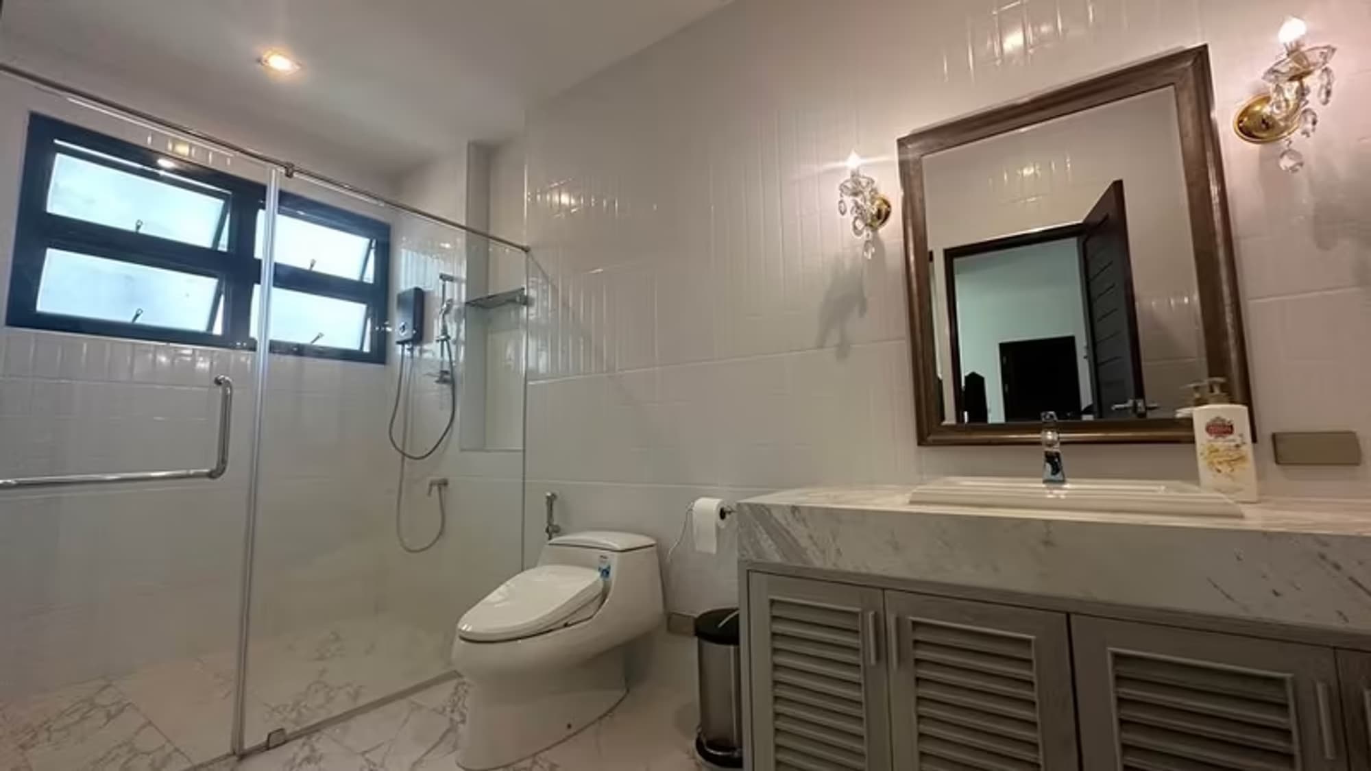 Resort/Hotel for Rent - Image 34