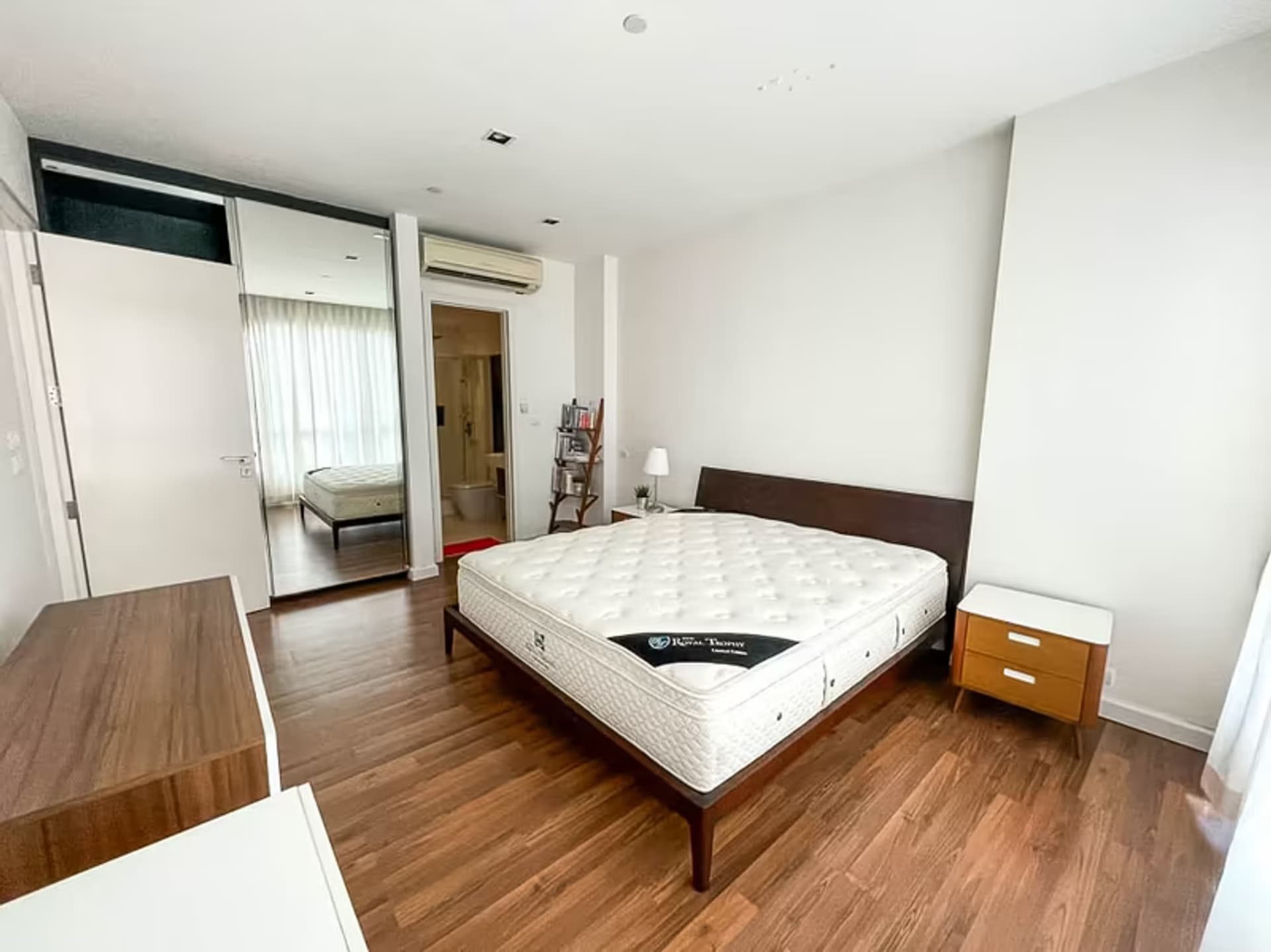 2 Bedroom Condo for Sale at Room Sukhumvit 62 - Image 2