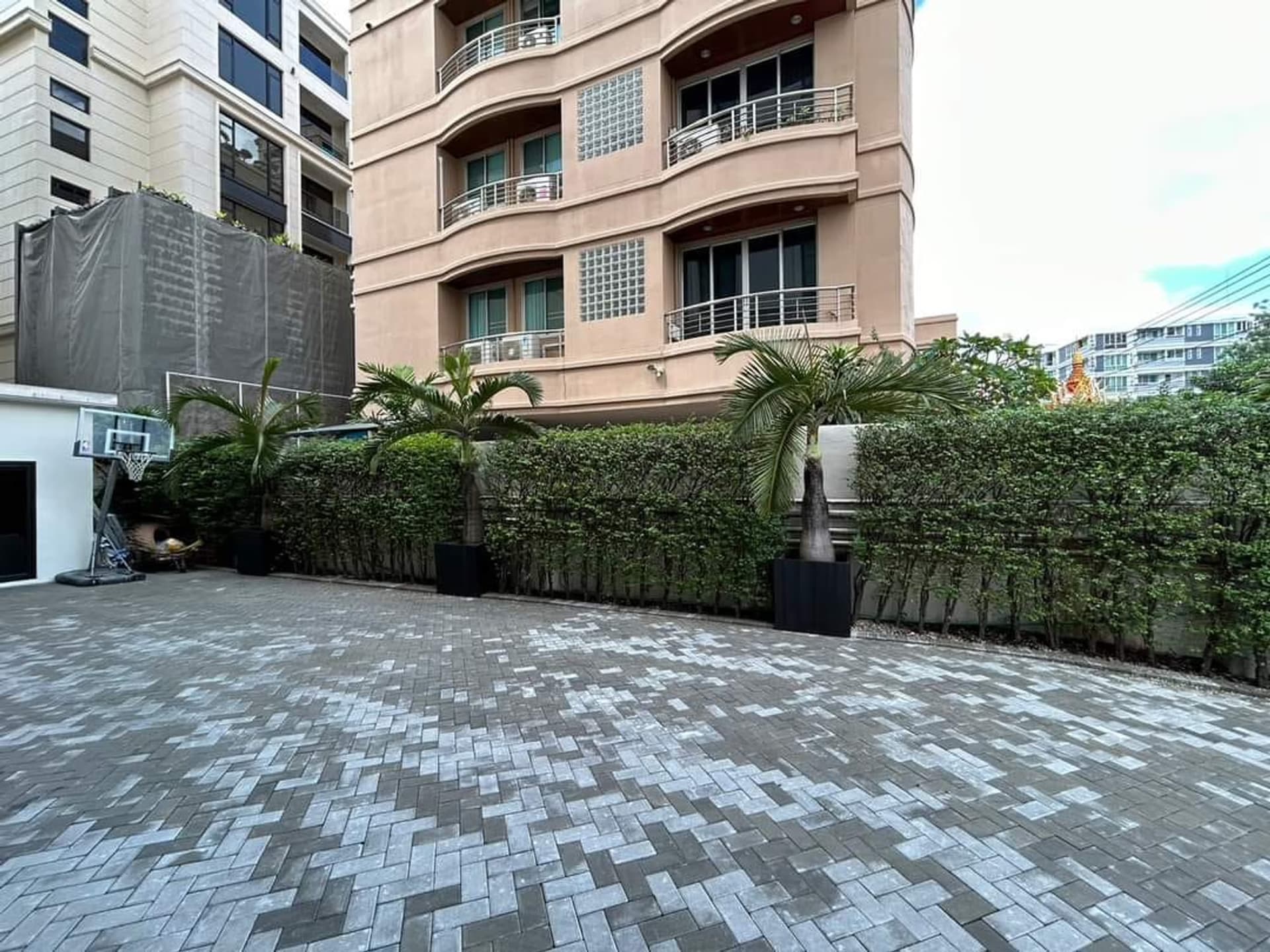 Pool Villa for Sale in Watthana - Image 13