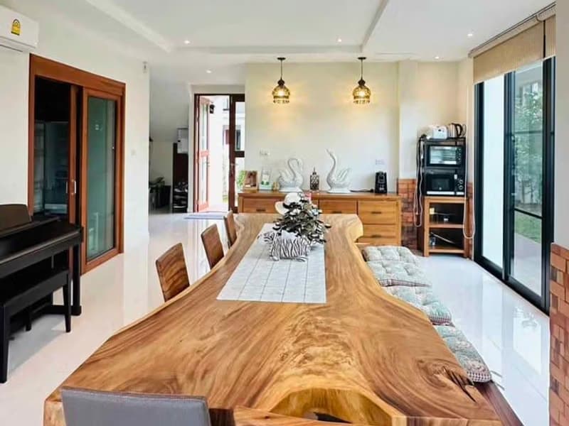 3 Bed House for Rent in Hang Dong District