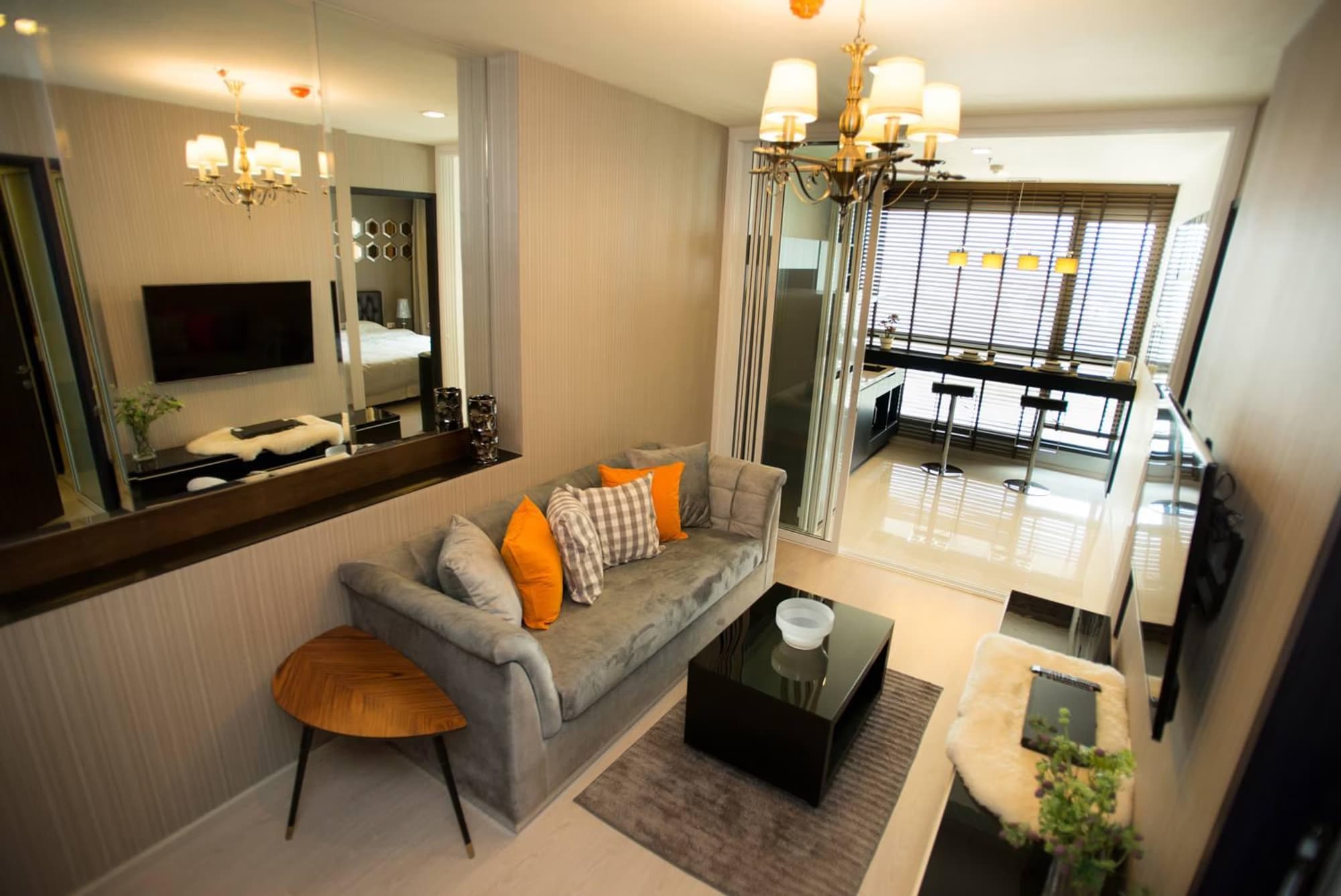 1 Bed Condo for Rent and Sale in Khlong Toei - Image 1
