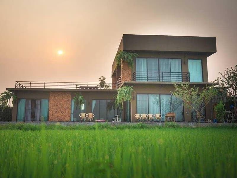 Pool Villa with A Beautiful 180-Degree View Over Rice Paddies