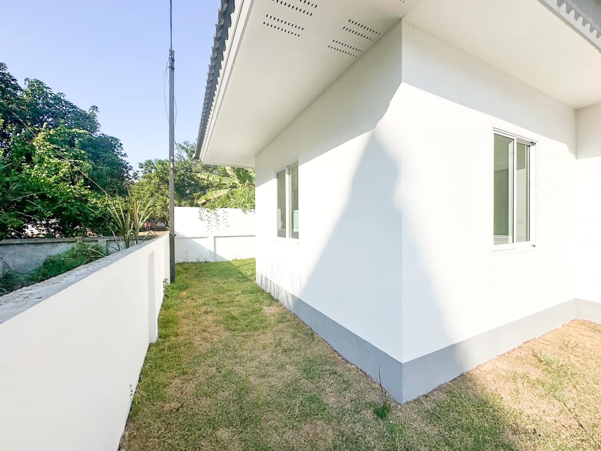 2 Bed House for Sale in Saraphi - Image 6