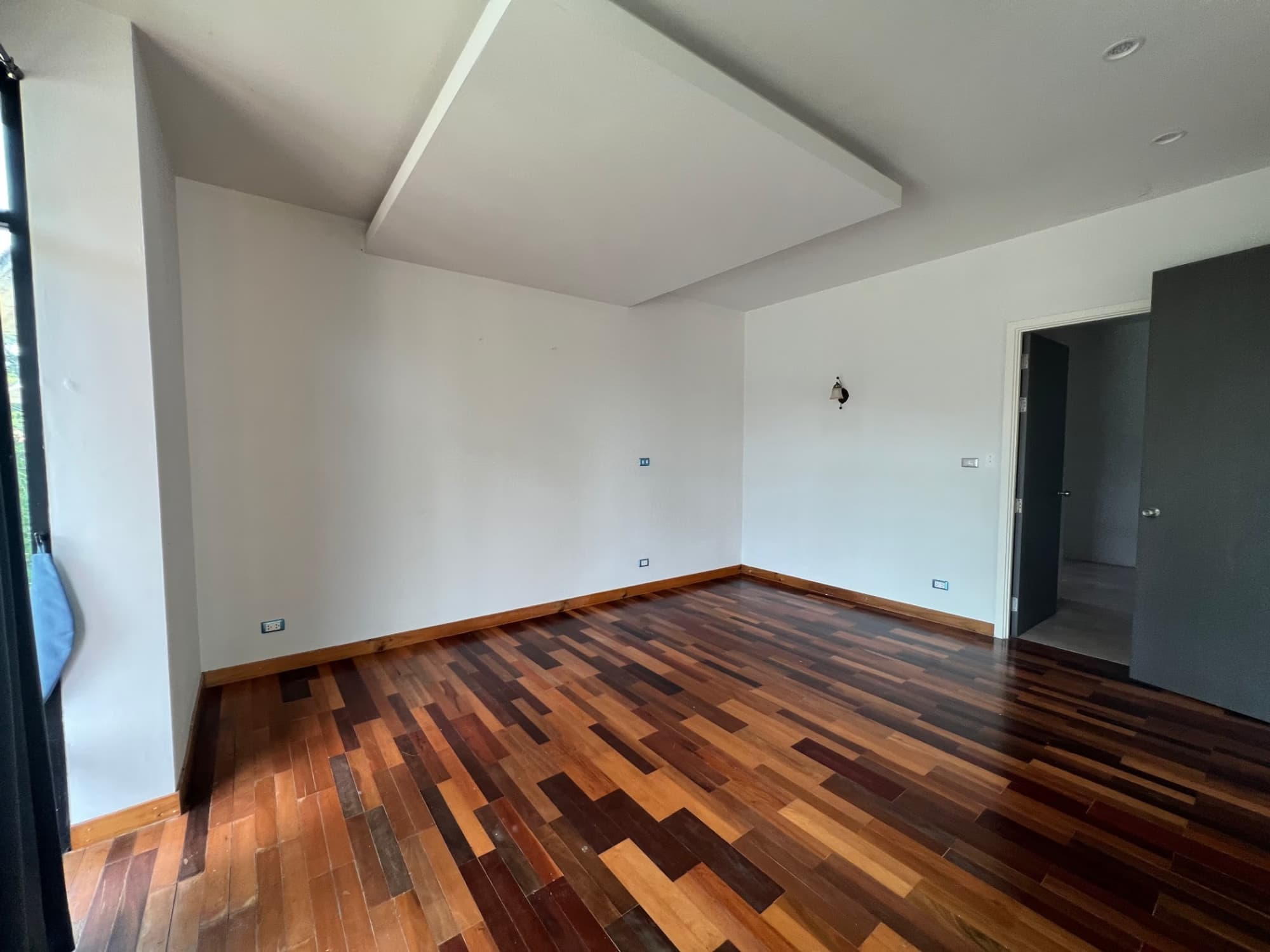 3 Bedroom House - Image 10