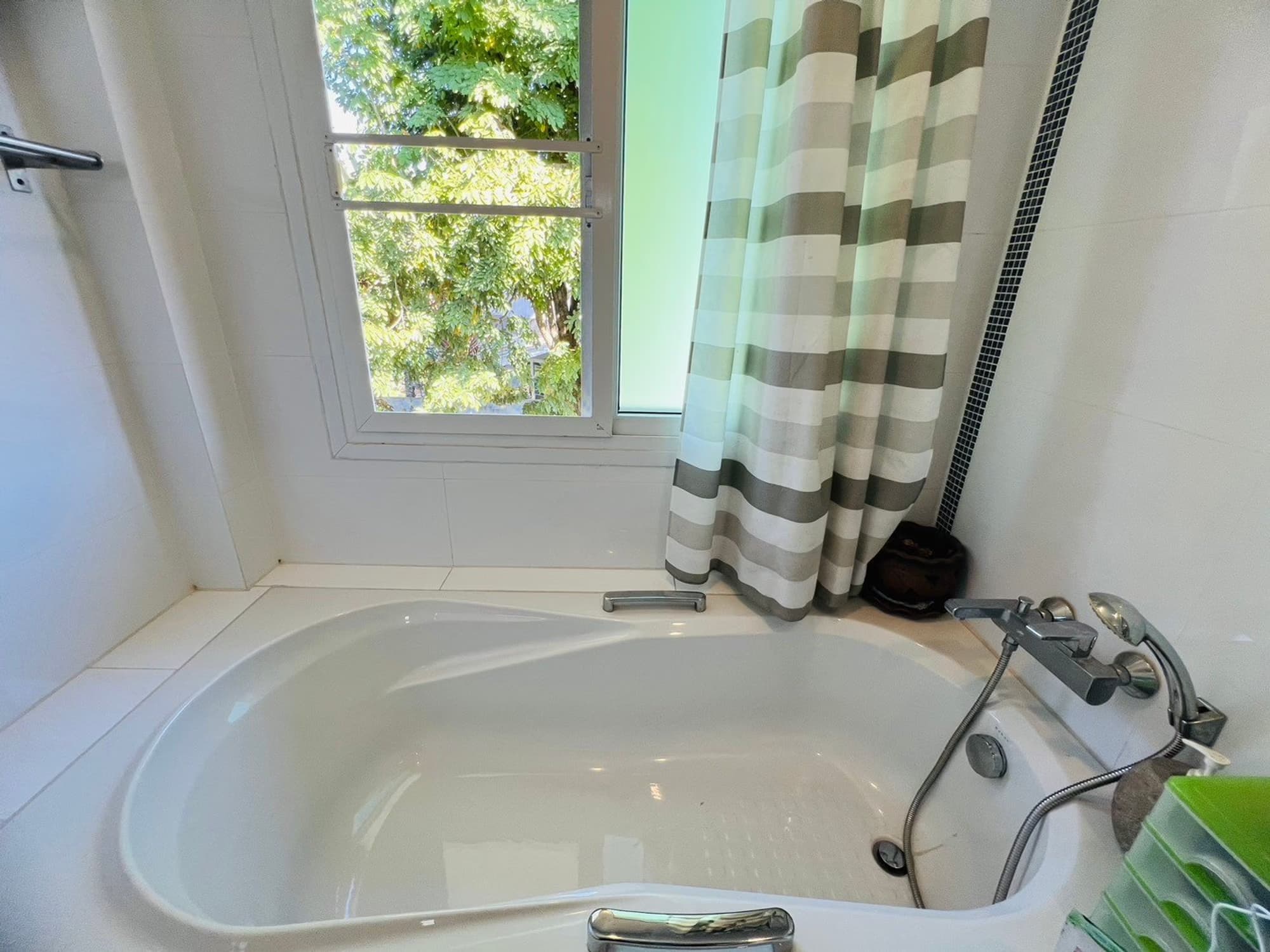 5 Bed House for Sale in Hang Dong District - Image 21