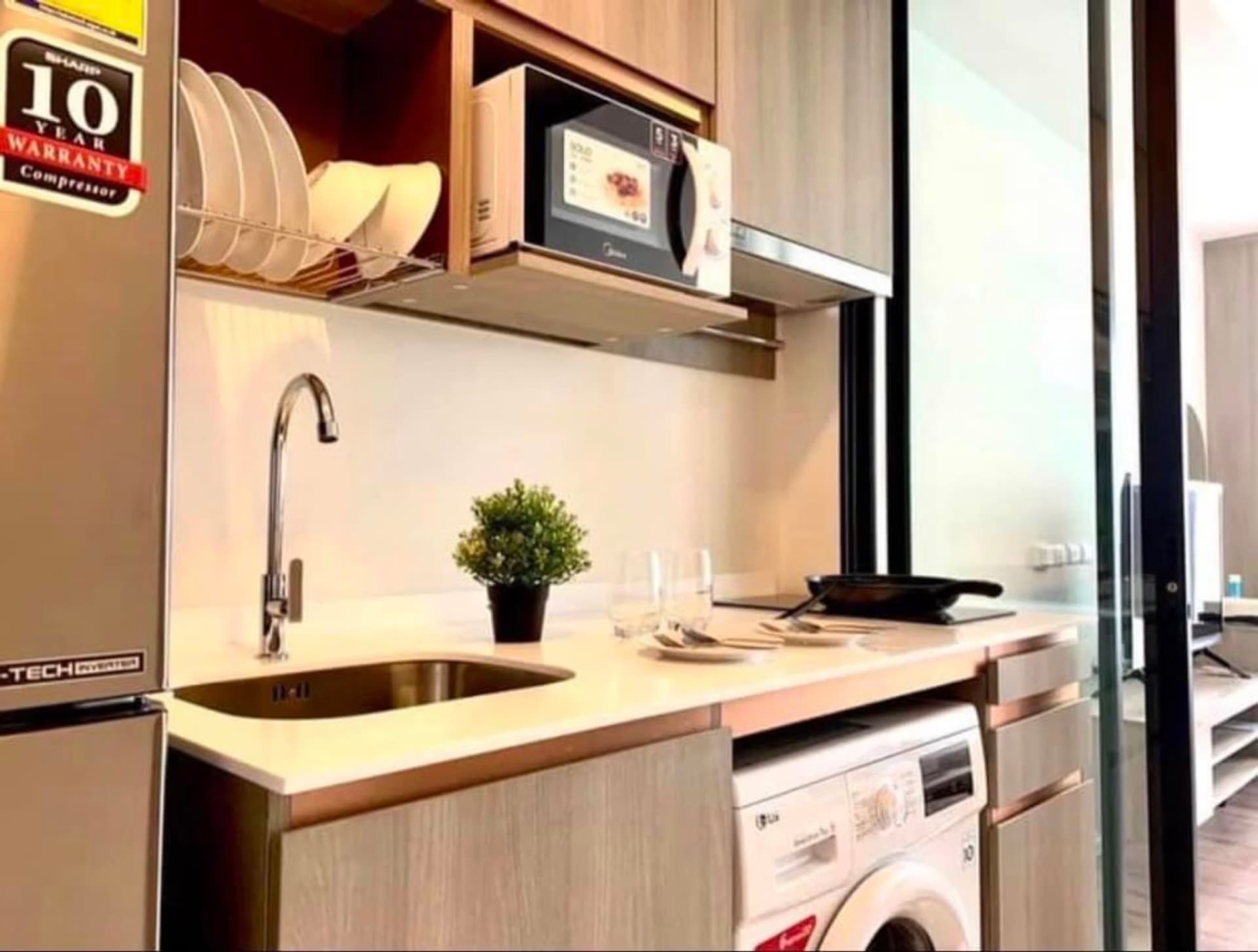 Condo for Rent at Knightsbridge Collage Sukhumvit 107 - Image 3