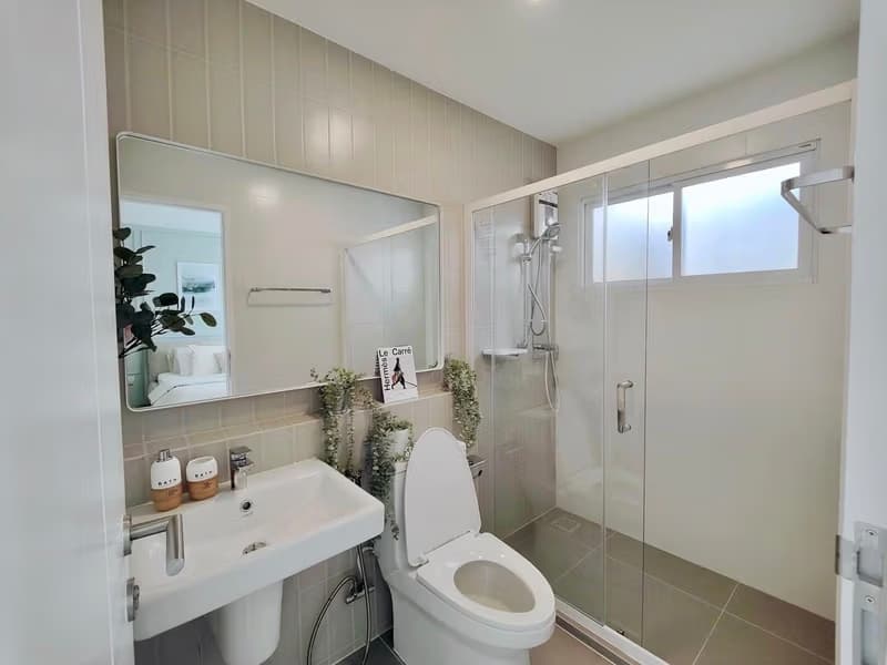 3 Bed Townhouse for Rent and Sale in Prawet