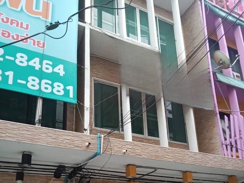 2 Bed Townhouse for Rent and Sale in Mueang Samut Prakan