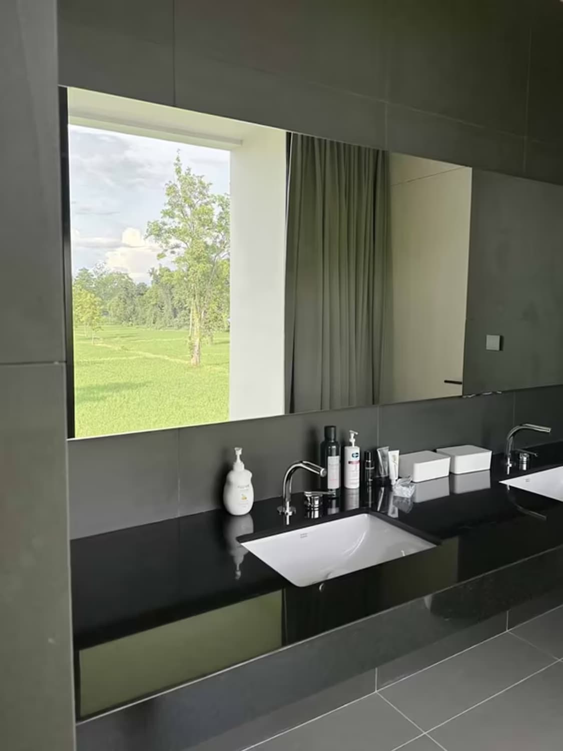 Modern House for Sale - Image 13