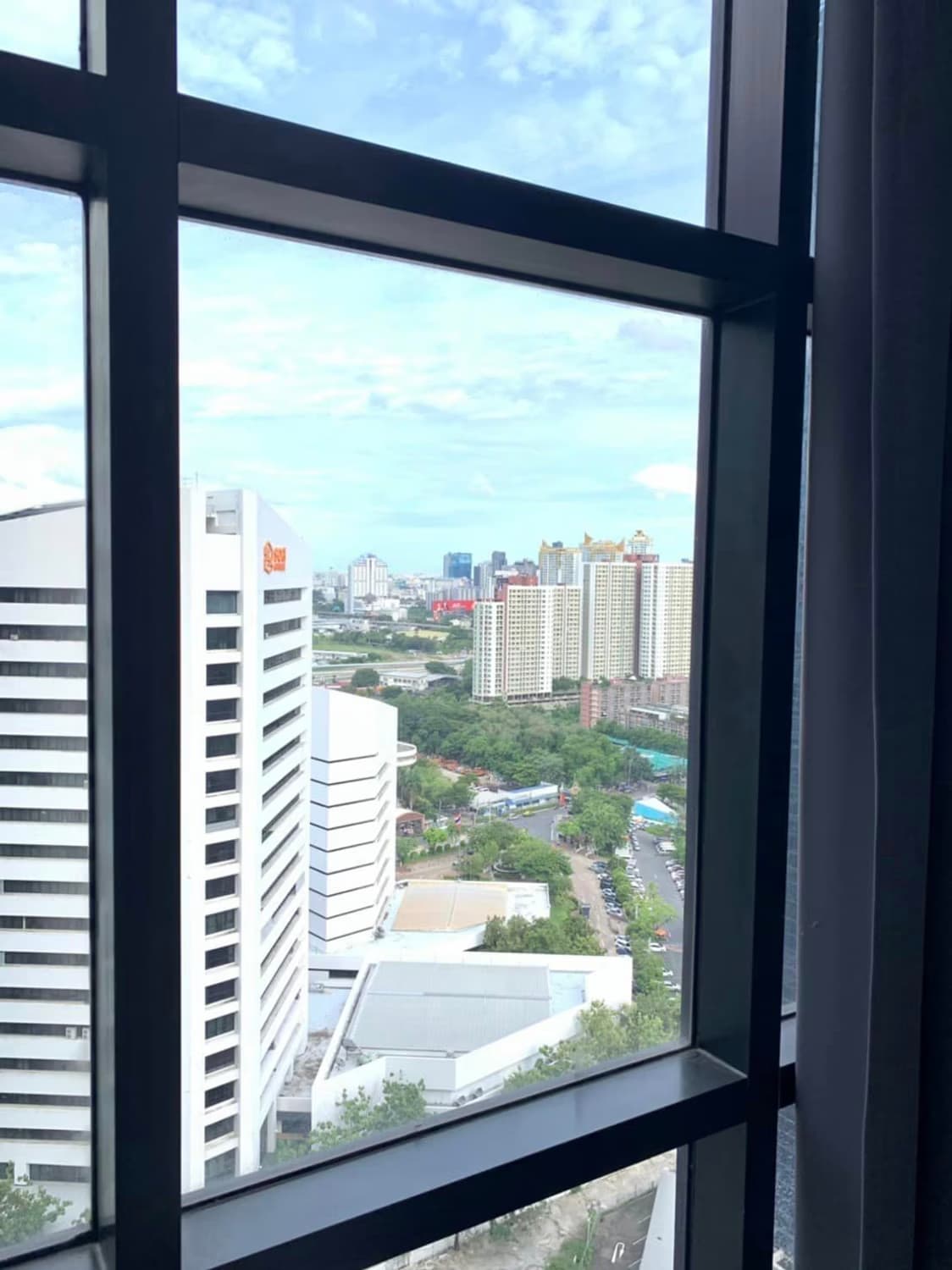3 ห้องนอน คอนโด สำหรับ ขายและจำหน่าย ใน Huai Khwang - Image 7