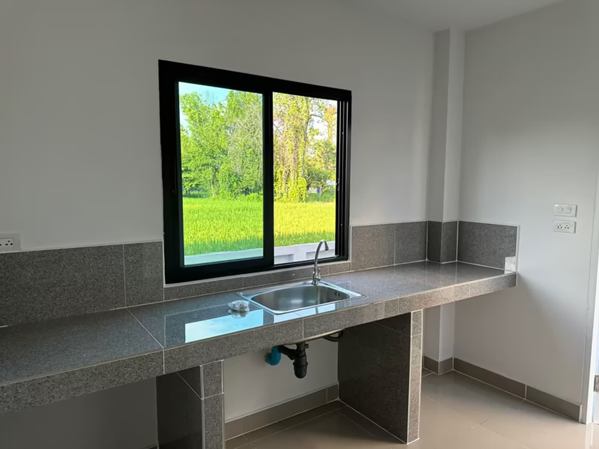 2 Bedroom House - Image 15