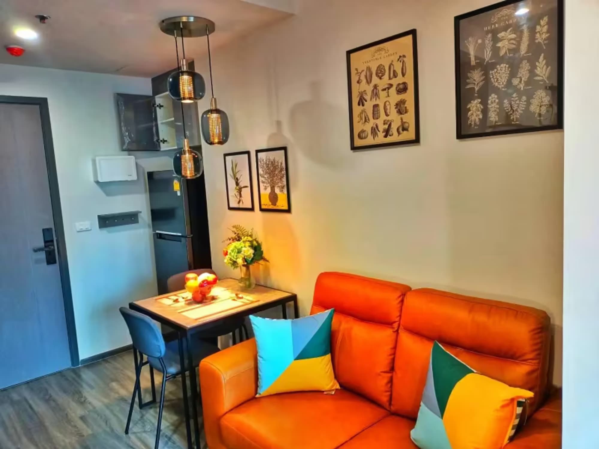 1 Bedroom Condo - Image 4