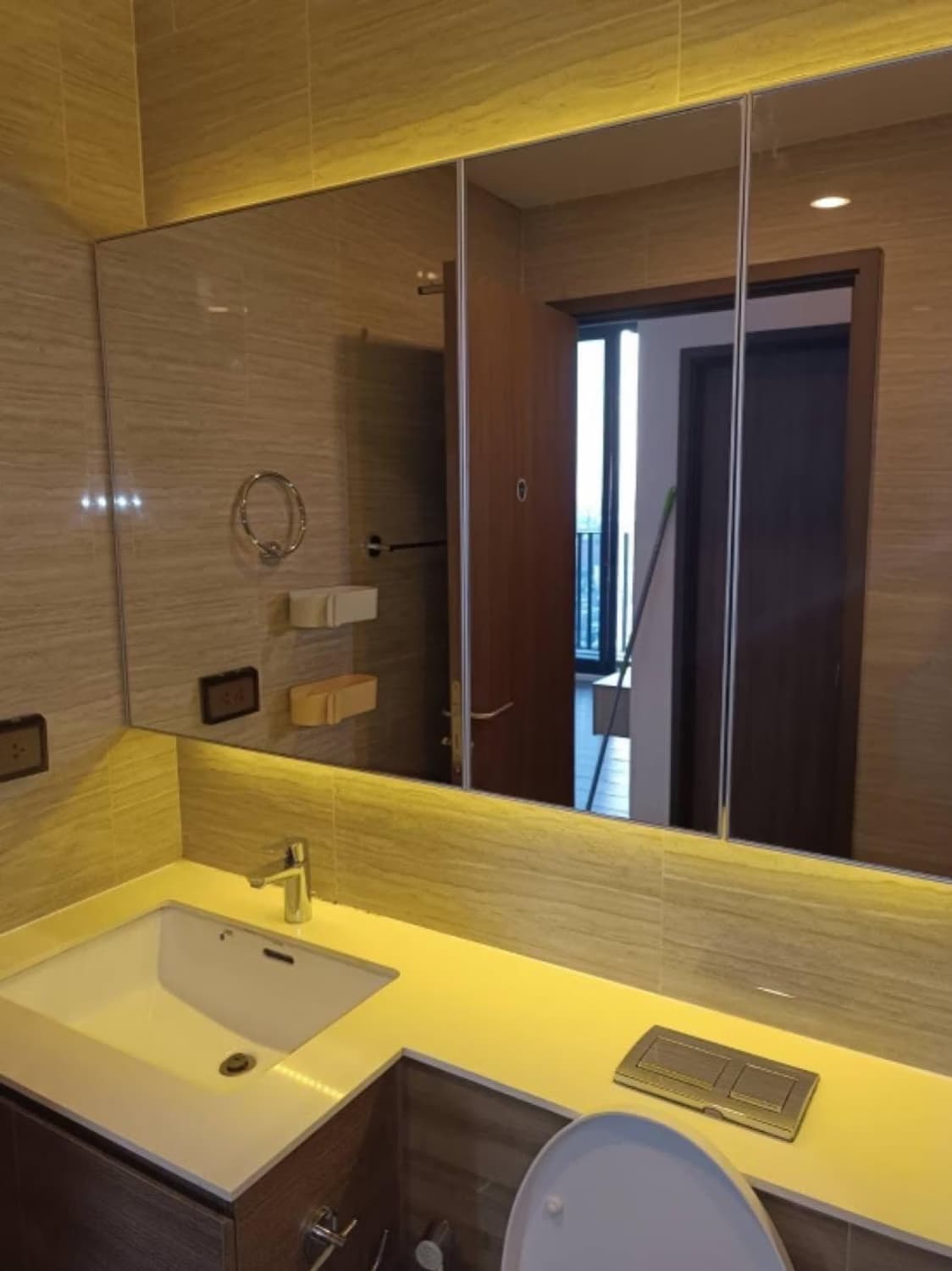 Condo for Rent, Sale at Whizdom Essence Sukhumvit 101 - Image 6