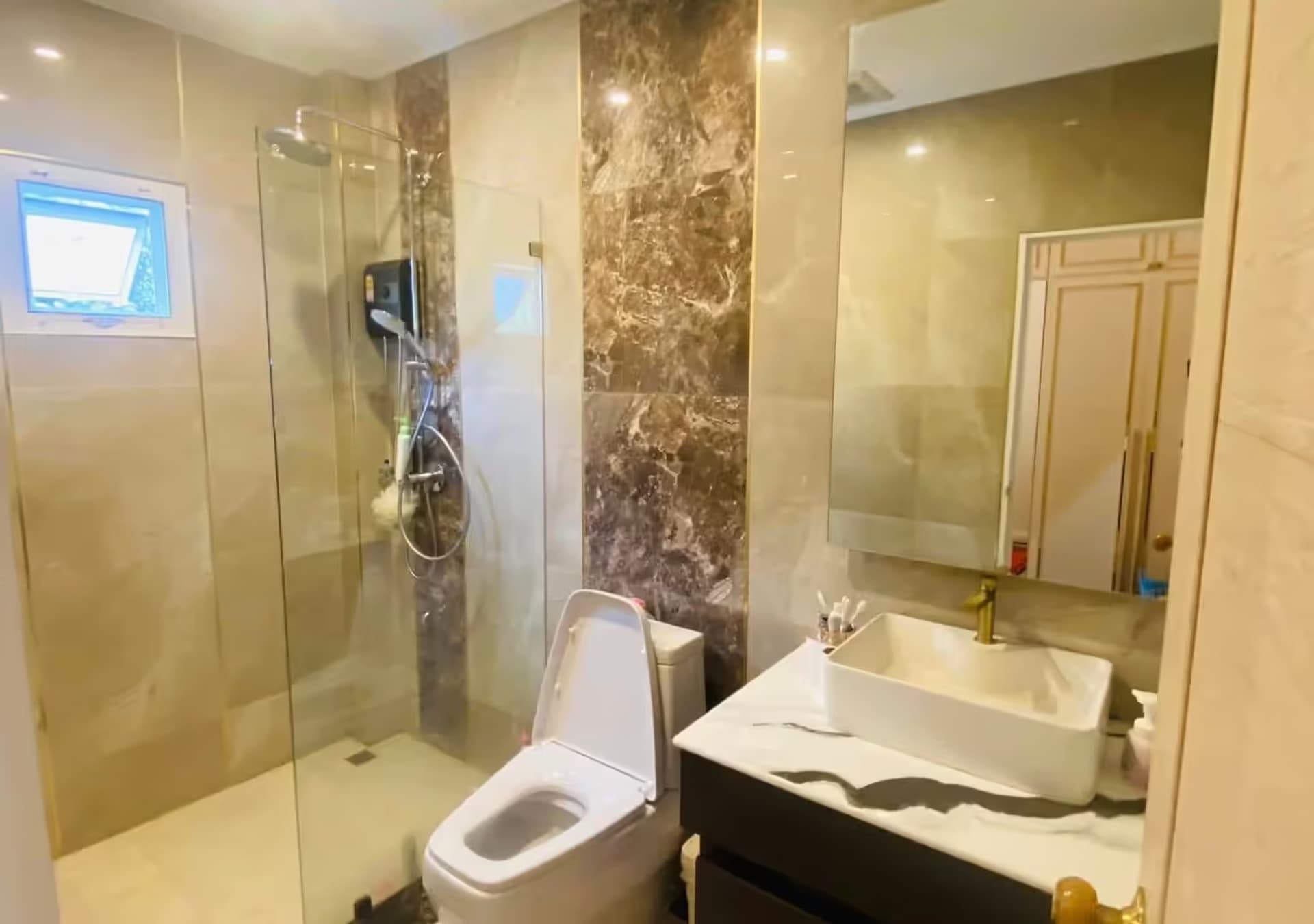 House for Sale in On Tai, San Kamphaeng. - Image 15
