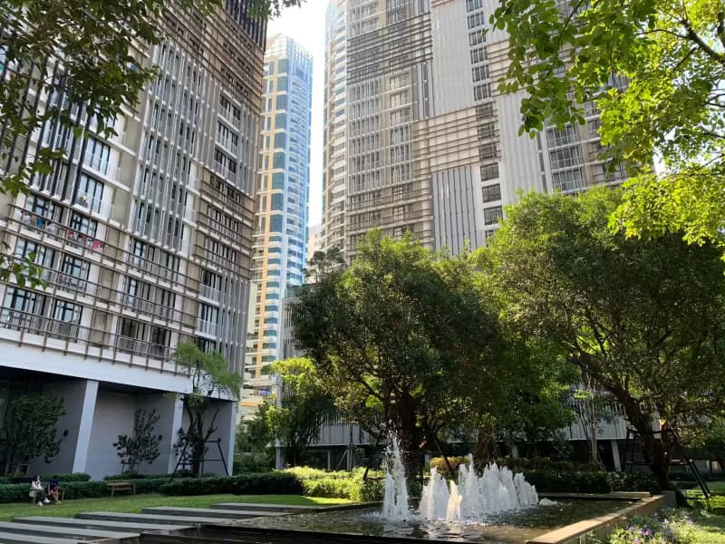 1 Bedroom Condo