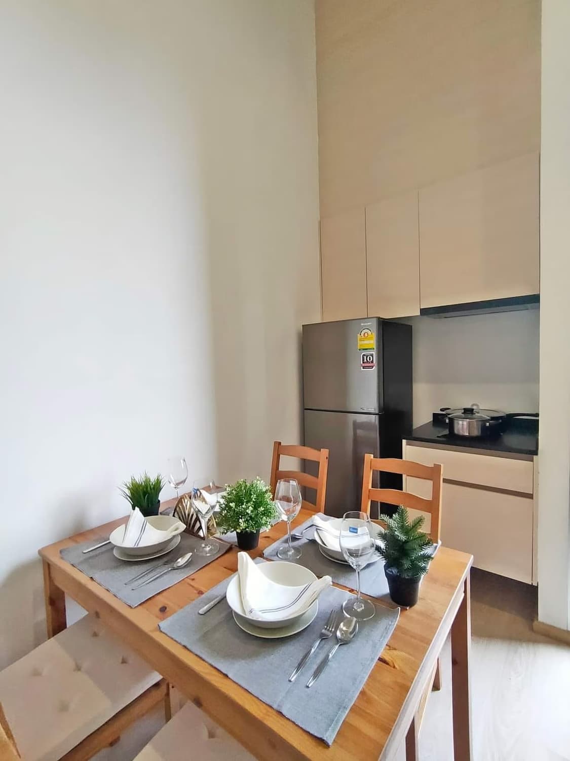 2 Bed Condo for Rent and Sale  Near Thailand Cultural Centre MRT - Image 4