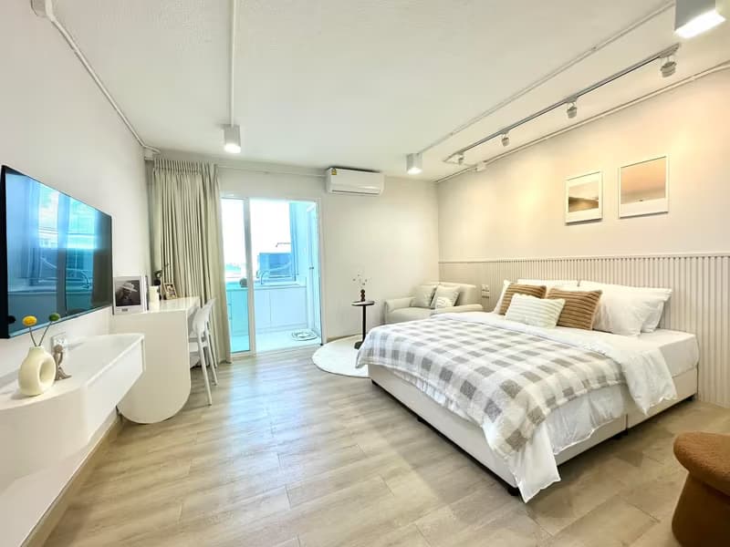 Condo for Sale at 103 Condo Soi 12