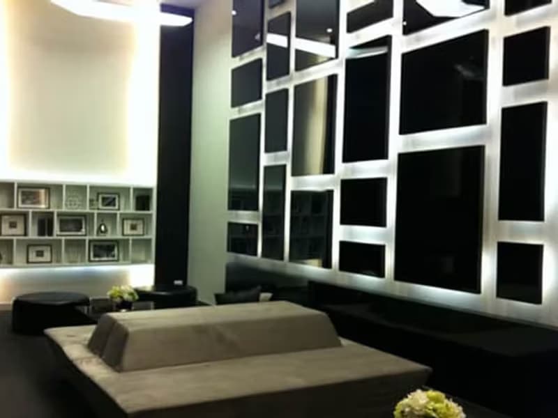 1 Bedroom Condo