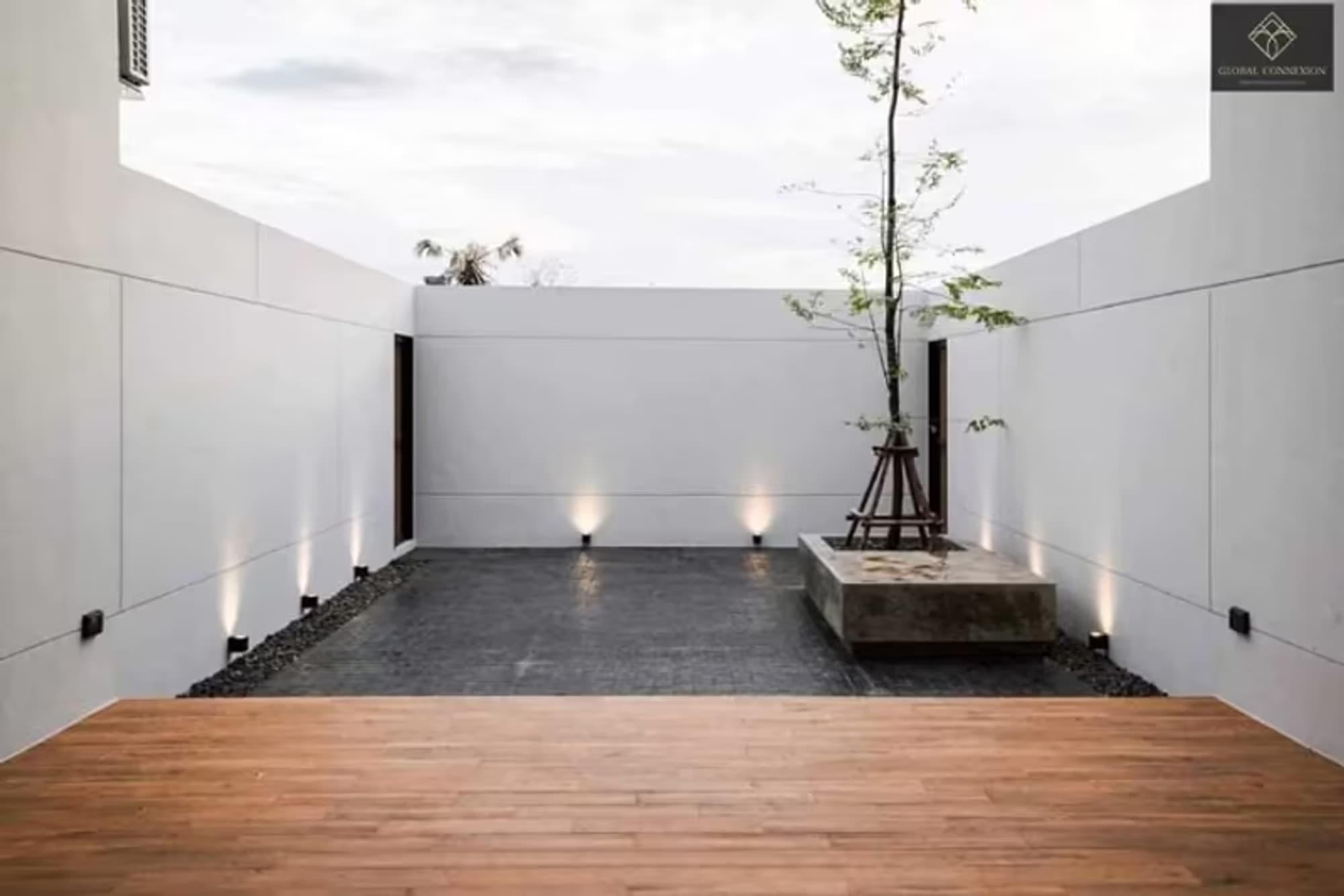 4 Bedroom House - Image 20