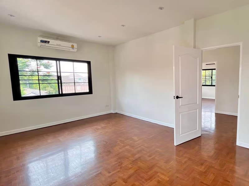 House for Sale at Phimuk 1