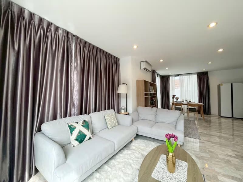 3 Bed House for Rent in Mueang Chiang Mai