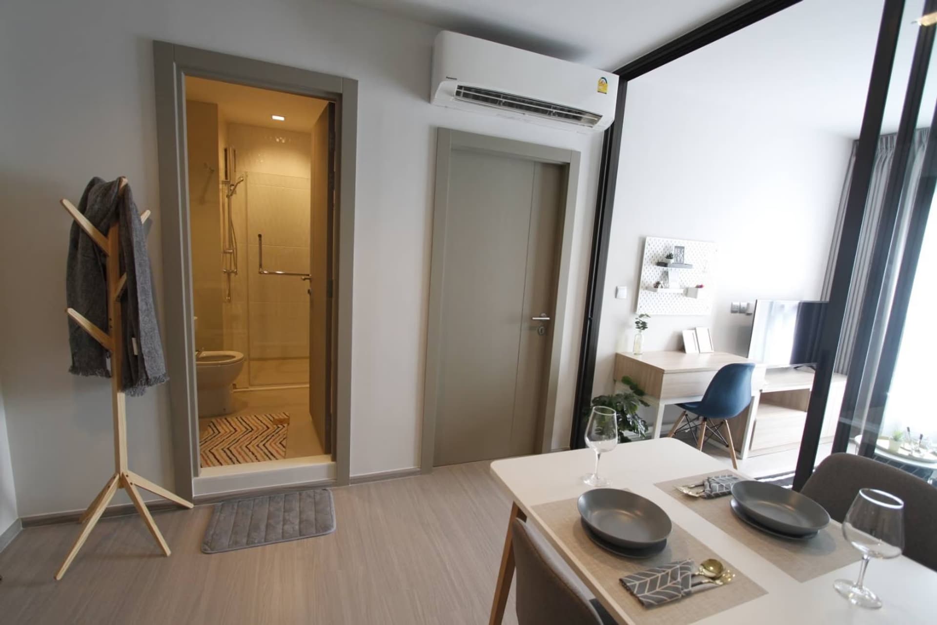 Condo for Sale, Rented at Life Asoke - Rama 9 - Image 5