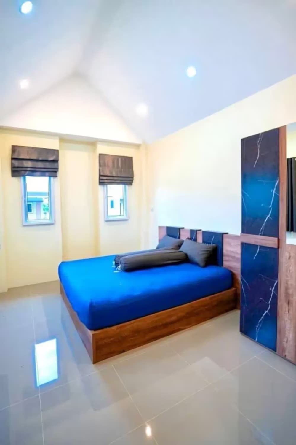 3 Bedroom House - Image 6