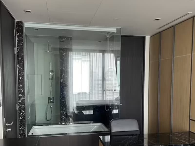 1 Bedroom Condo