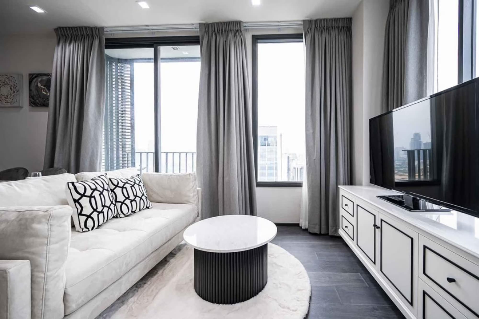 2 Bed Condo for Sale in Watthana - Image 12