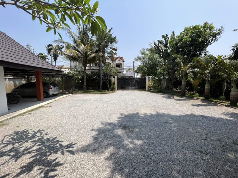 Pool Villa for Rent/Sale near City [Holiday Rental]