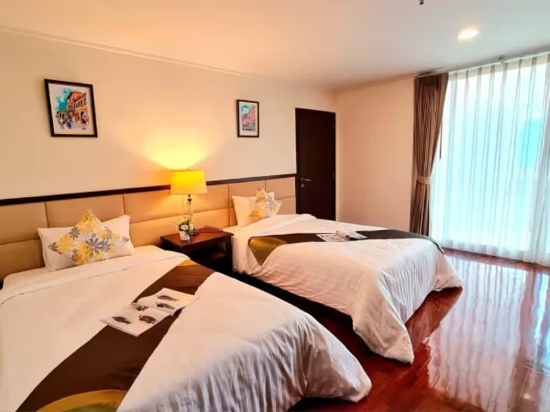 4 Bedroom Condo