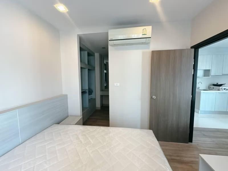 Condo for Rent at The Prio
