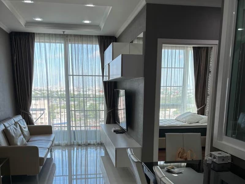 2 Bed Condo for Sale in undefined