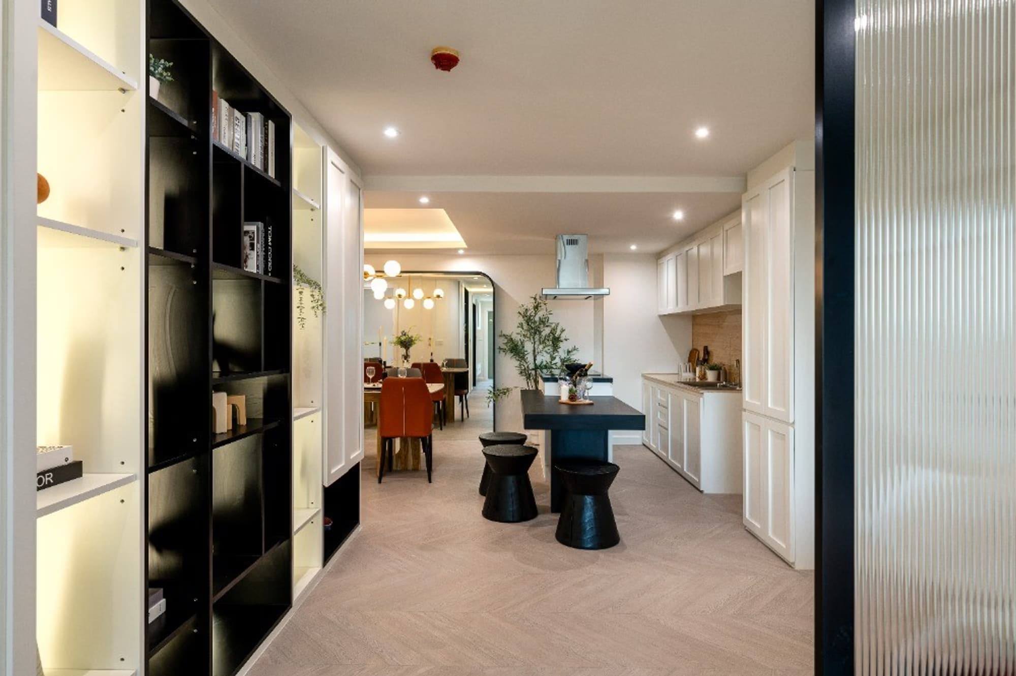 3 Bed Condo for Sale in Watthana - Image 8