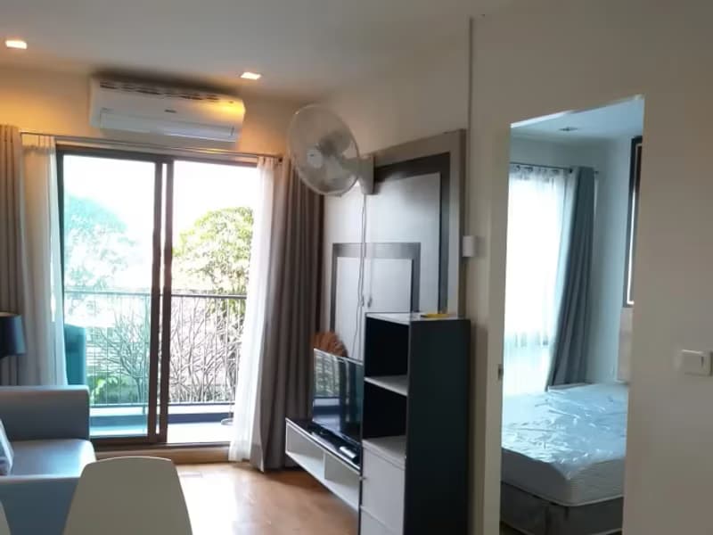 1 Bedroom Condo