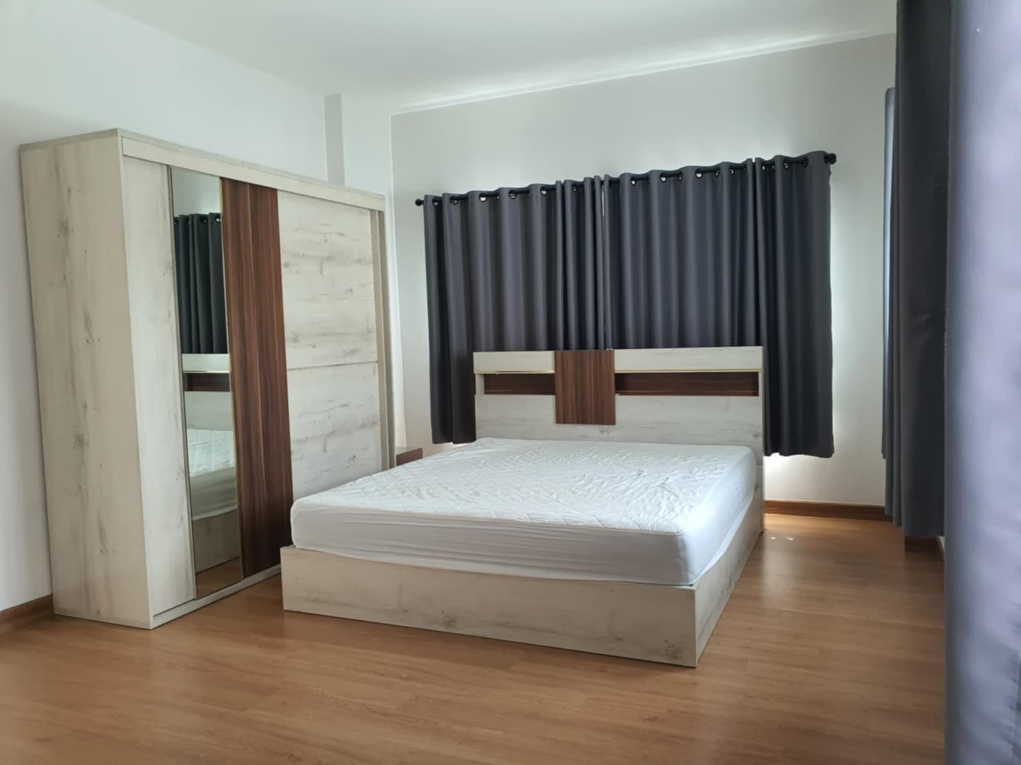 3 Bed House for Rent in Saraphi - Image 9