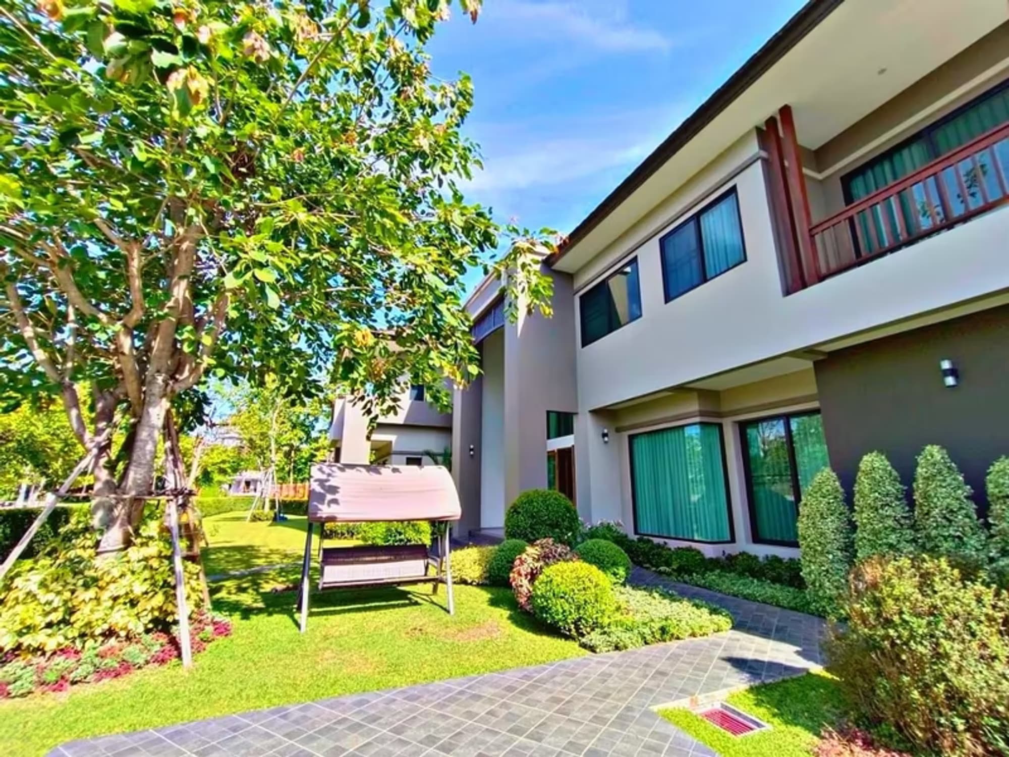 5 Bedroom House for Sale in Green Valley - Image 13