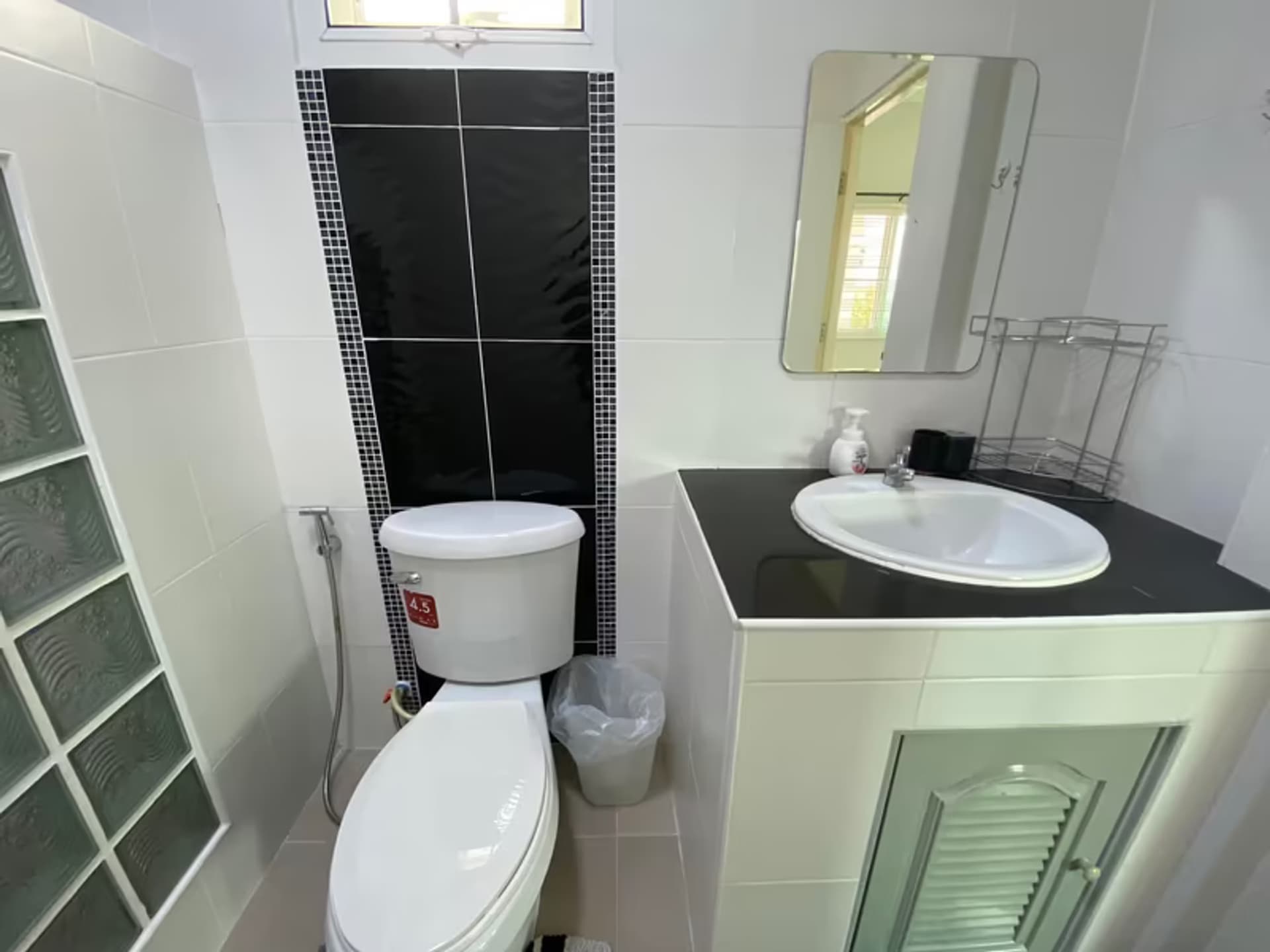 3 Bedroom House - Image 12