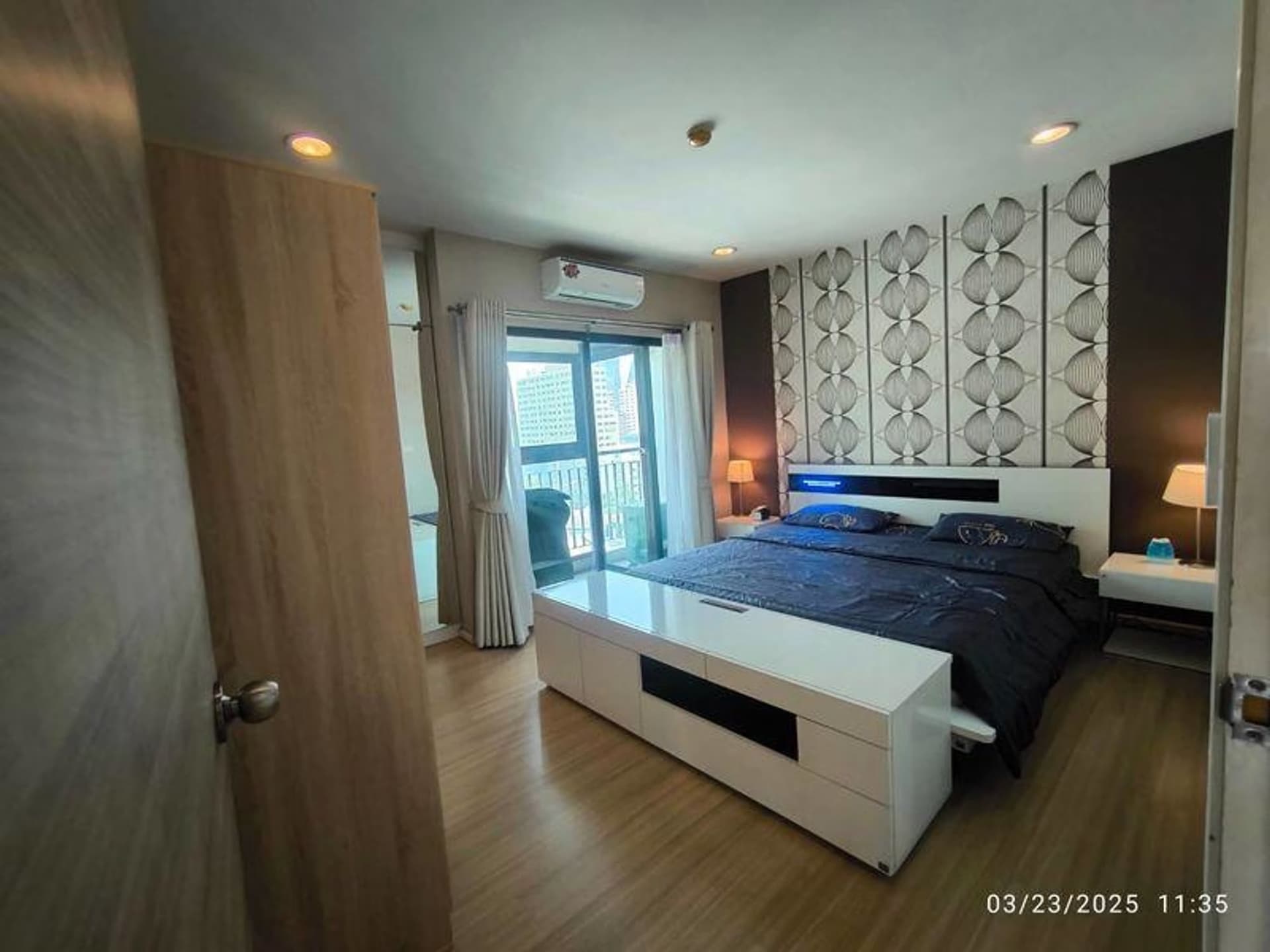 1 Bed Condo for Rent and Sale in Pathum Wan - Image 11