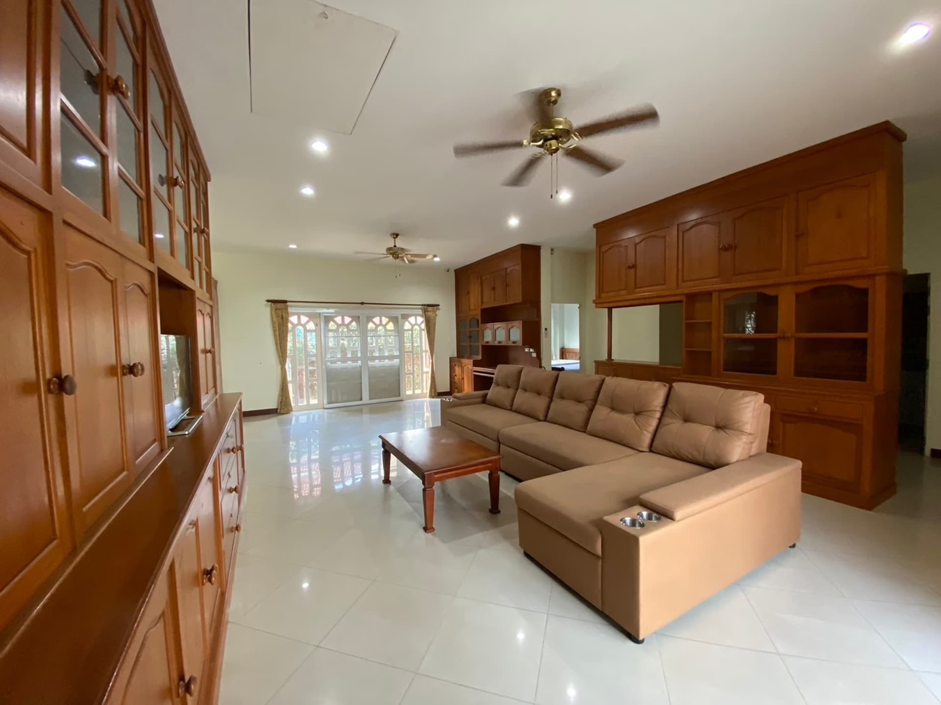 3 Bed House for Rent and Sale in Mueang Chiang Mai - Image 12