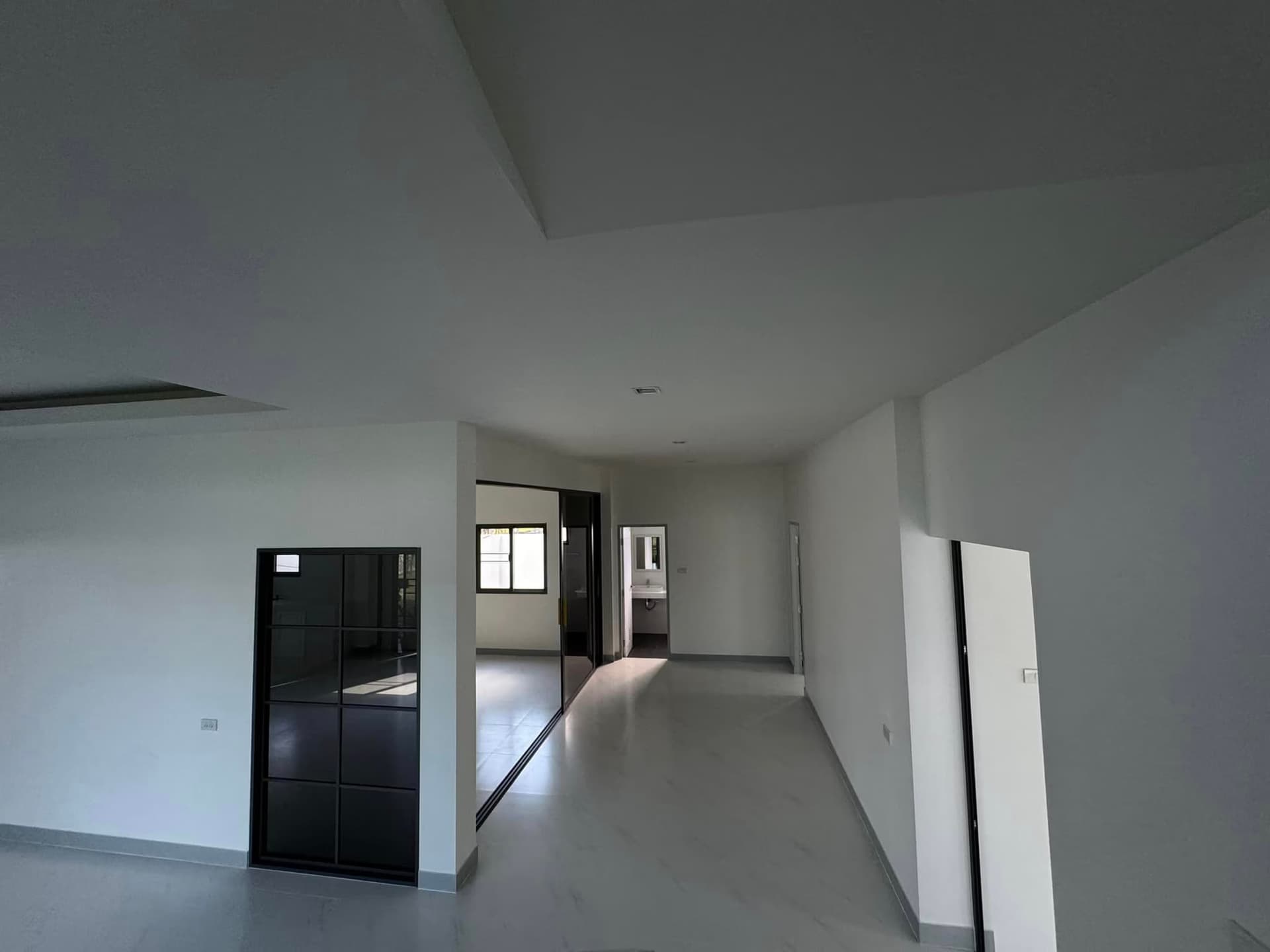 House for Sale in Nong Chom, San Sai. - Image 9
