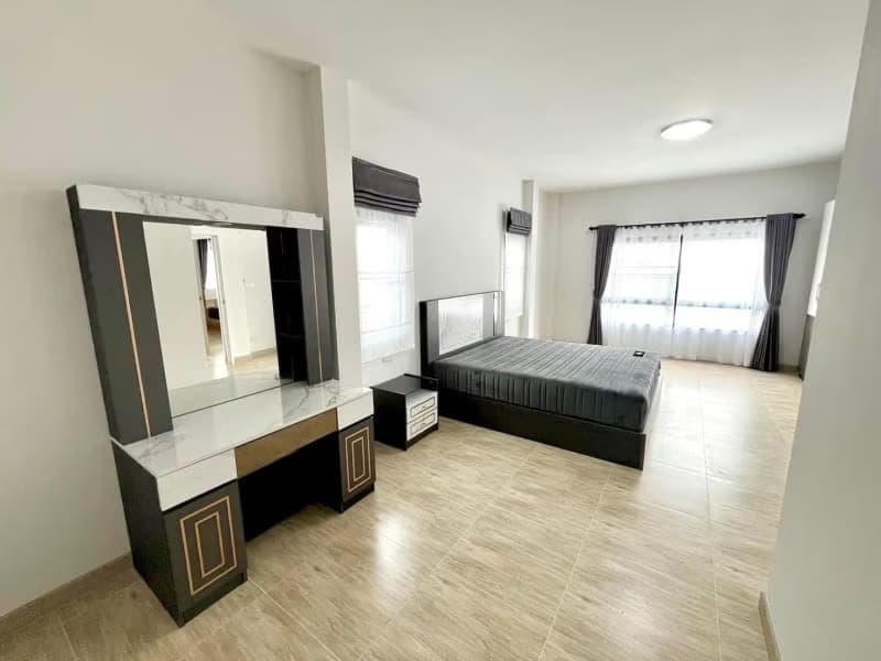 3 Bed House for Rent in Mueang Chiang Mai