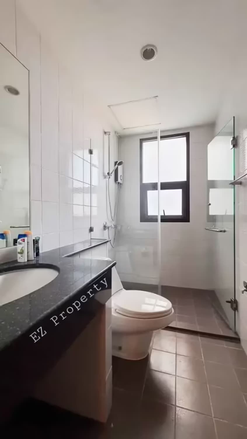 Condo for Sale, Rented at Vista Garden - Image 7