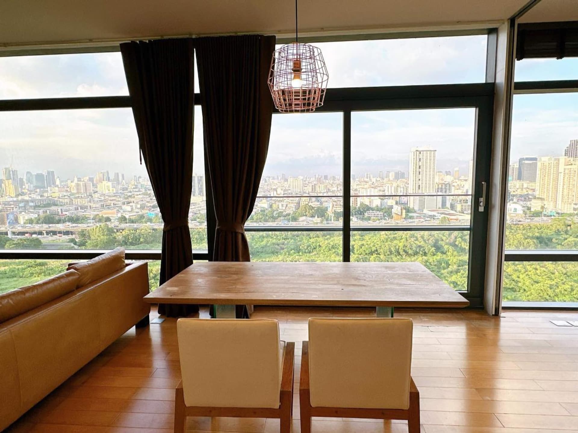 2 ห้องนอน undefined สำหรับ ขายและจำหน่าย ใกล้ Makkasan ARL - Image 3