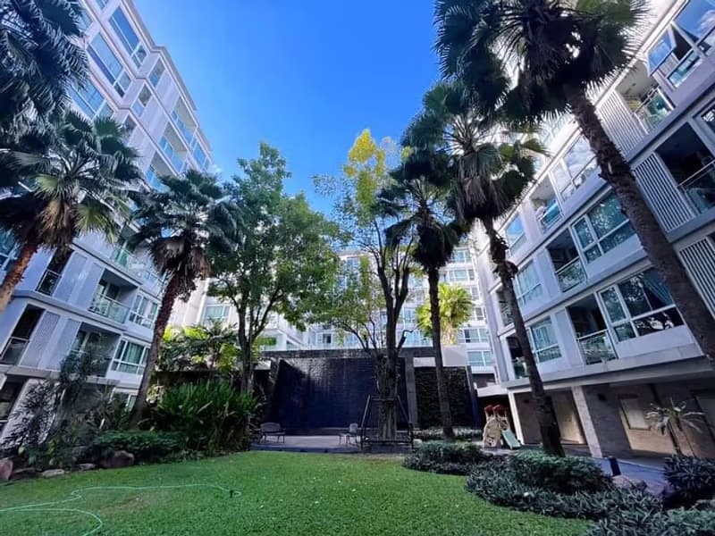 1 Bedroom Condo