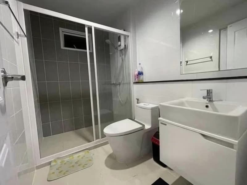 Townhouse for Rent at The Village 3 Bang Na-Wong Waen