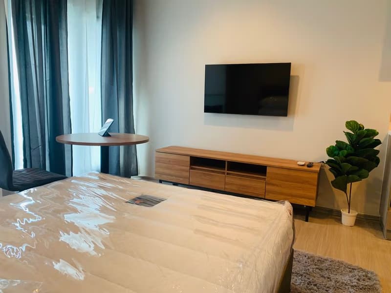 1 Bed Condo for Rent  Near Phra Ram 9 MRT